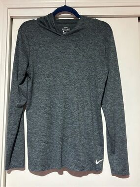 Nike Heather Gray Dri-FIT Long Sleeve Hooded Shirt